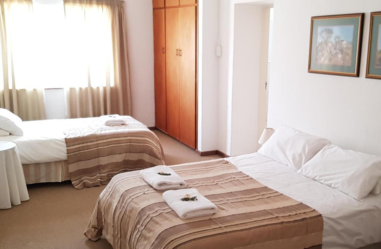 Carlton Heights Guesthouse Middelburg  Екстер'єр фото